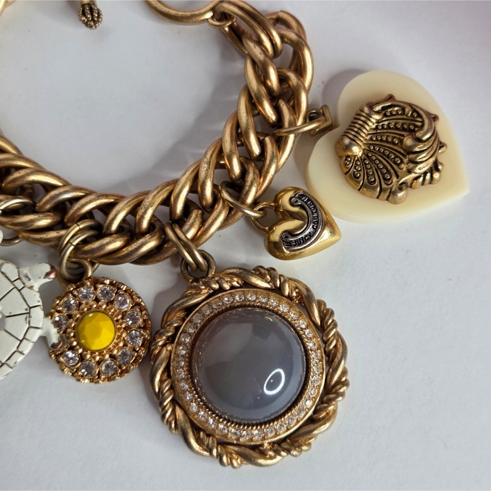 Juicy Couture Y2K Eclectic Goldtone Statement Charm Bracelet Stacked Cluster - Picture 3 of 10